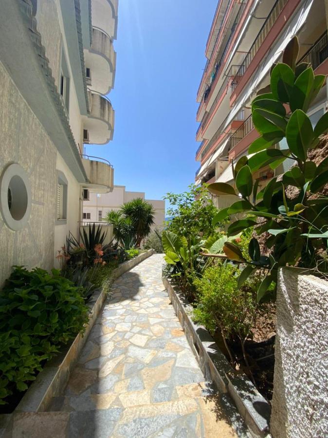Paradiso Apartments Саранда Екстер'єр фото